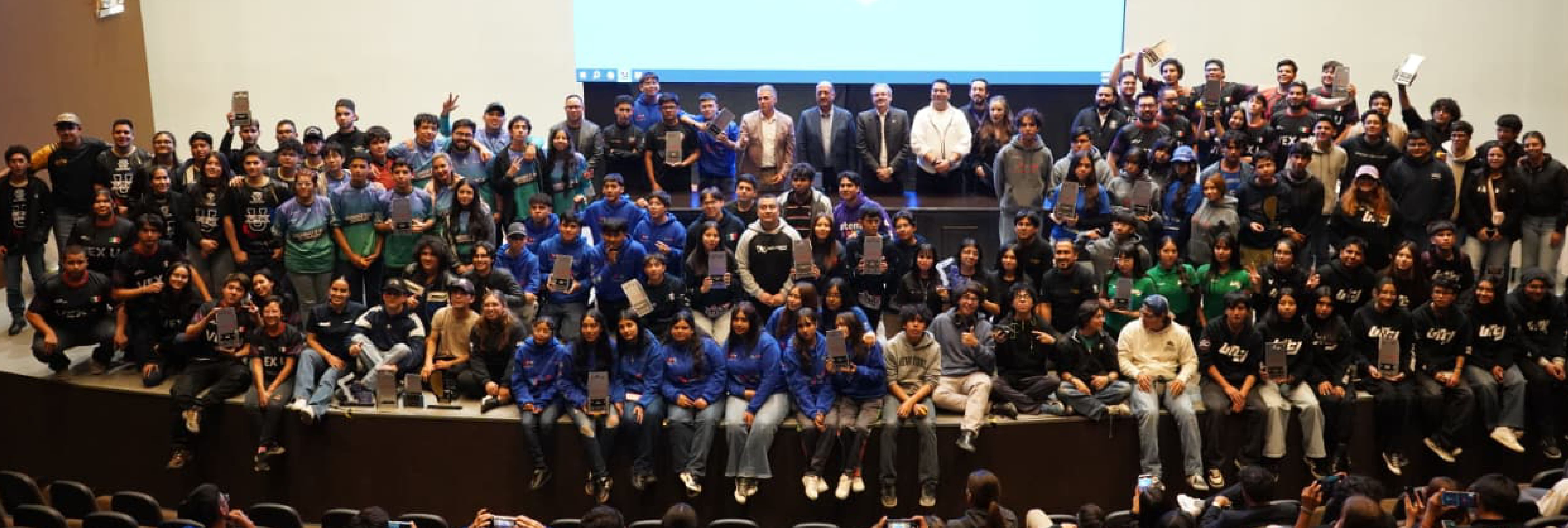 Chihuahua hace historia - Campeonato Estatal de Robótica STEM Chihuahua